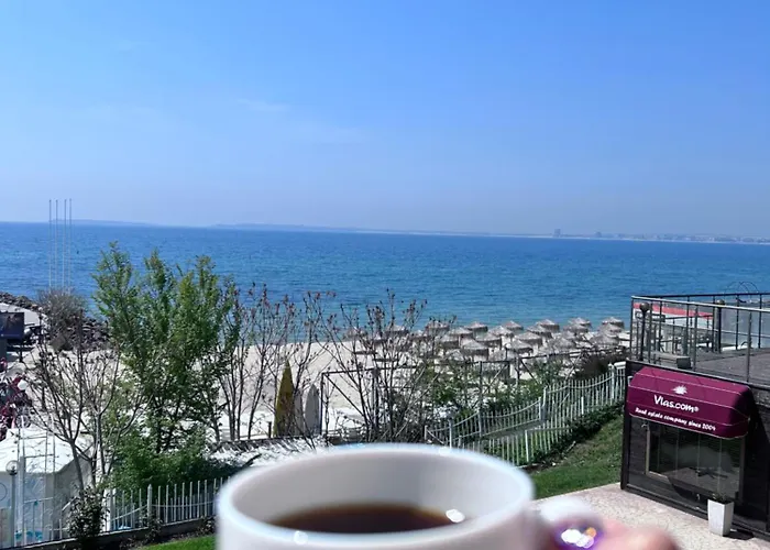 Vega Stevi - Beachfront Апартамент *