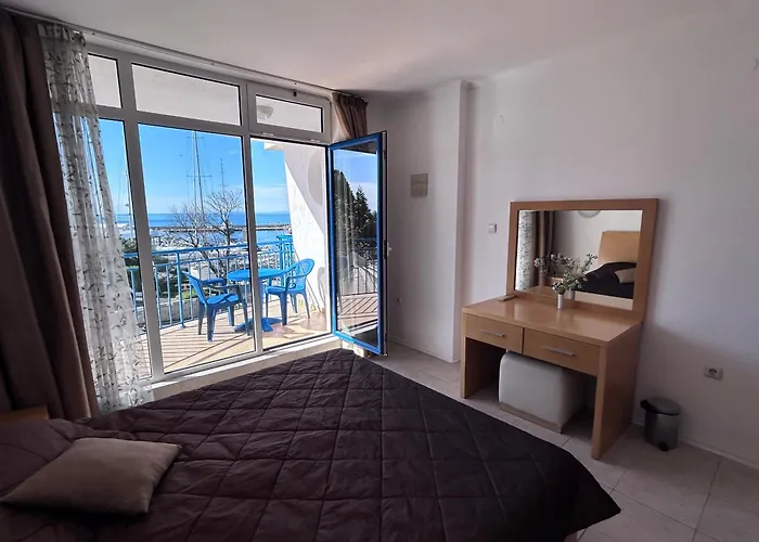 Vega Stevi - Beachfront Свети Влас